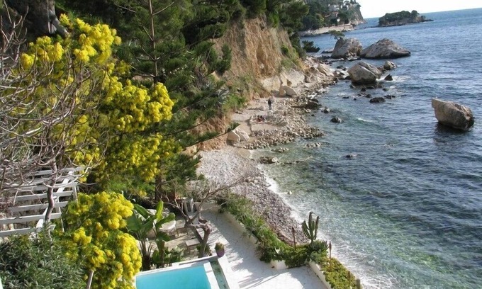 Alpes-Maritimes Apartment | Beachfront Escape in Eze with Ocean Views & Private Pool