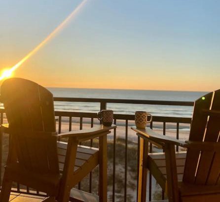 Crescent Beach Apartment | Oceanfront 3BR/2BA Retreat - Pet Friendly & Family Ready