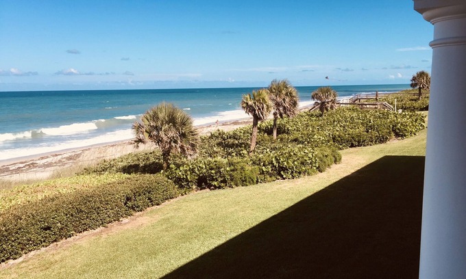 Johns Island Condo | Direct Oceanfront Condo with Pool & Spectacular Views