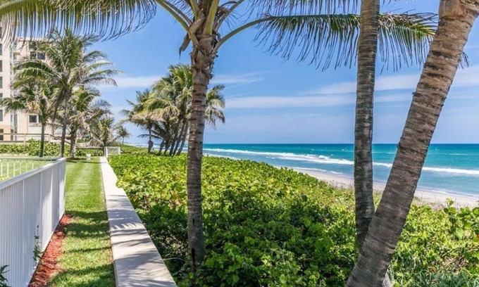 Highland Beach Condo | Oceanfront Condo: Beach Access, Pool & Spa Amenities