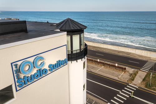 Hampton Apartment | Oceanfront Studio Suite with Private Beach & Amazing Views