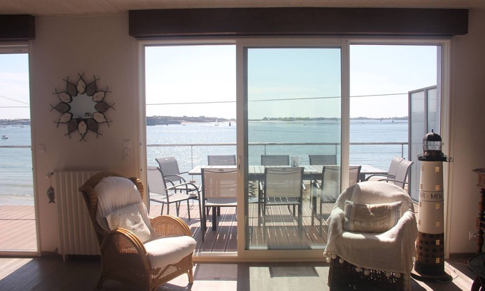 Larmor-Plage Villa | Beachfront Haven with Unique Sea Views and Pool Access