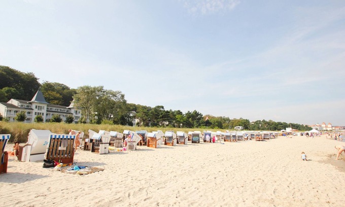 Binz Apartment | Beachfront Elegance: Sea View Balcony at Aparthotel Ostsee FeWo 35