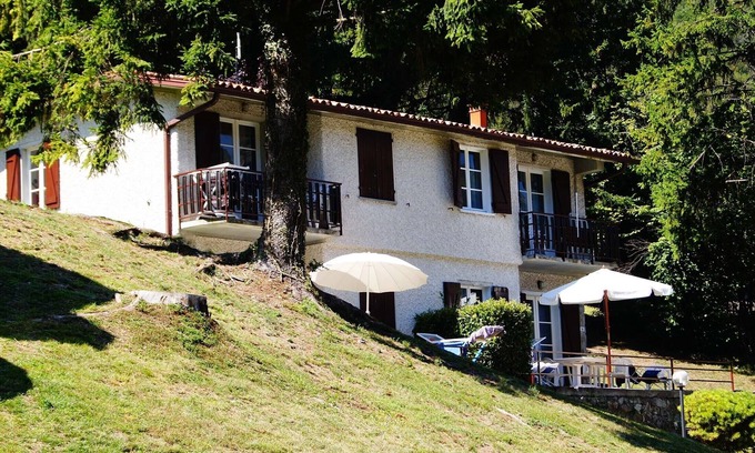 Idro Apartment | Scenic Lakeside Retreat with Pool and Pet-Friendly Amenities