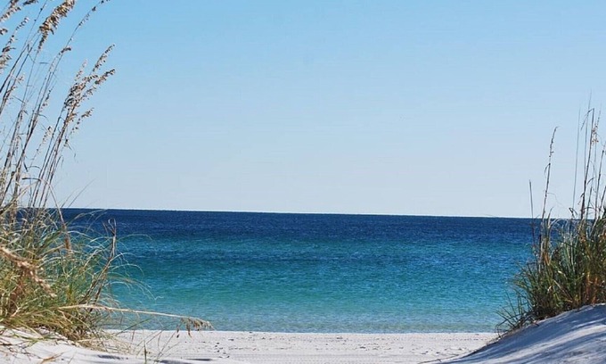 Pensacola Beach Condo | Top Choice on the Gulf with Private Pool & Ocean View