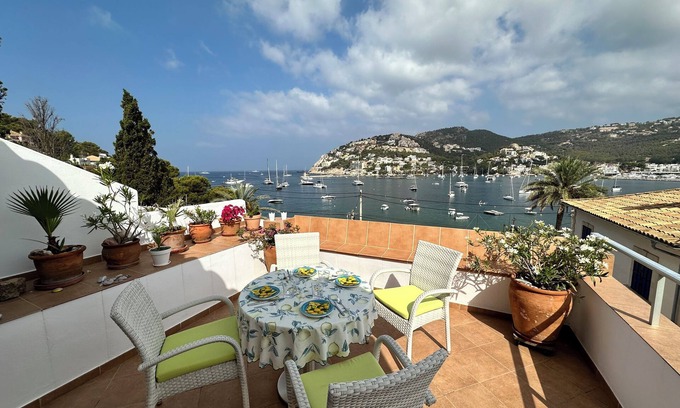 Port d'Andraitx Apartment | Seaside Retreat with Pool, Ocean Views & High Ratings