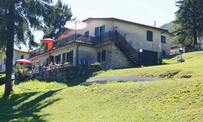 Idro Apartment | Direkt am See mit Terrasse