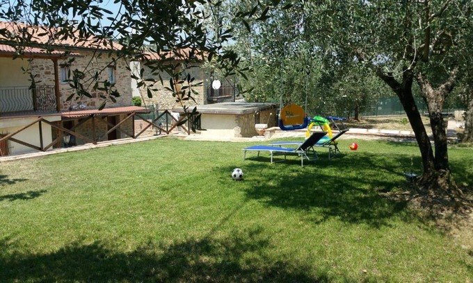 San Savino Apartment | Family-Friendly Retreat at Dirindello House Trasimeno