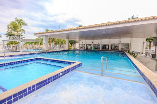 Caldas Novas Apartment | Family-Friendly diRoma Resort with Pool and Ocean View