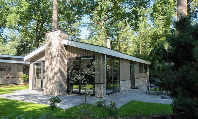 Maarn House | Accessible 3-Bedroom Chalet with Family-Friendly Amenities