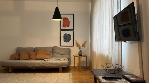 Eisenach Apartment | Comfortable discovAIR Eisenach Apartment with Pool & Netflix