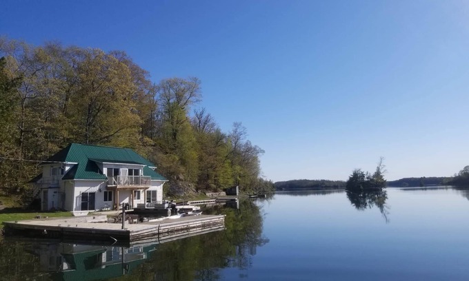Frontenac Cabin | Tranquil Spruce Suite on Cranberry Lake - Pet Friendly Retreat