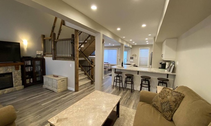 East Kootenay House | Experience Mountain Living in a Renovated Ski-In Townhouse
