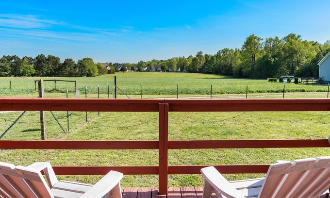 Raleigh House | Pet-Friendly Bungalow Near Downtown Raleigh with Spa & Breakfast
