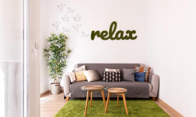 Alicante Apartment | Stylish Comfort in Central Alicante with Breakfast Included