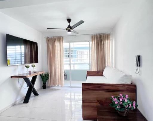 Villa Hermosa Apartment | Family-Friendly Retreat with Pool and Hot Tub Awaits You