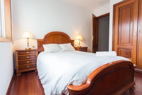 Catasol Apartment | Experience Melide in a Family-Friendly Apartment