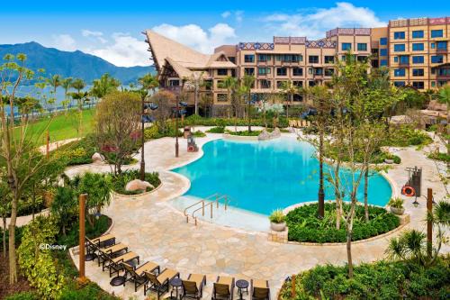 Lantau Hotel | Explore Disney Explorers Lodge: Oceanfront Family Retreat