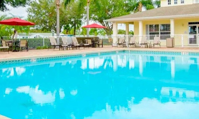 Davenport House | Discover Disney Palm Key Oasis - Steps from Major Attractions