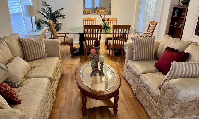 Four Corners House | Perfect Family Getaway Near Disney in Gated Community