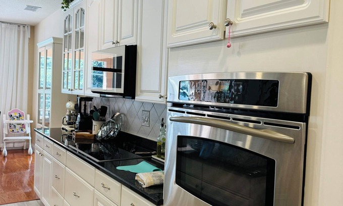 Ocoee House | Disney/Universal/SeaWorld House with FREE WIFI, Private Pool, Gated Community