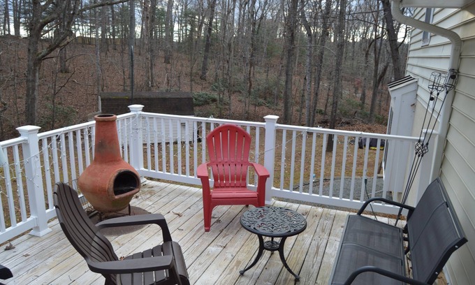 Batesville House | Explore Distilleries and Wineries Near UVA, Rated 10/10