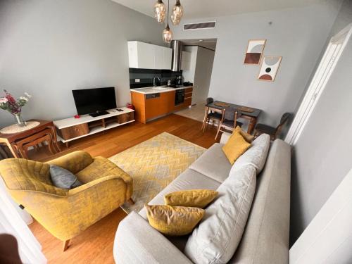 Bagcilar Apartment | Inviting Stay at Divan Residence in G Tower Apartments