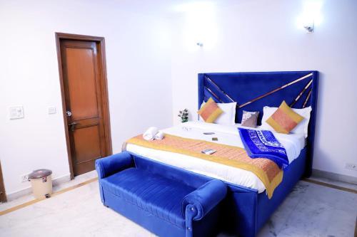Saket Apartment | Exceptional Divine India Service Apartment with Ocean View