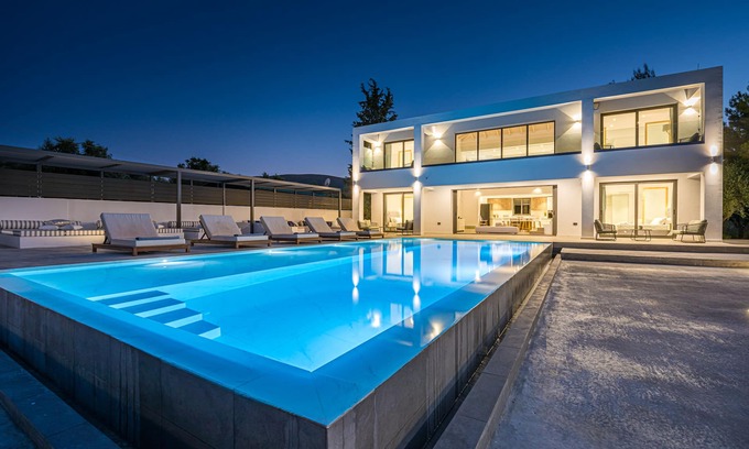 Pantokratoras Villa | Experience Divine Villa Zakynthos with Pool and Ocean Views