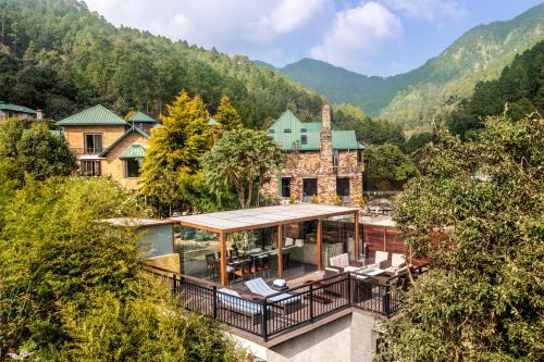 Shyamkhet Villa | Relax at Divyam Villa: Private Retreat Near Nainital