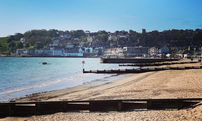 Swanage House | Idyllic Swanage Townhouse with Scenic Views, Sleeps 10
