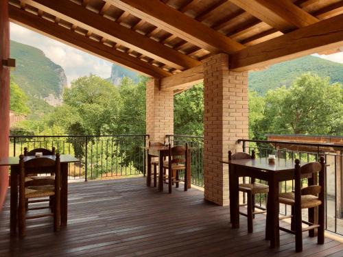 Genga House | Inviting Djenga - Rock 'n Rooms with Unique Amenities