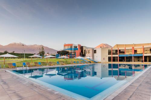 Challapampa - Santa Sofia Hotel | Inviting DM Hoteles Arequipa with Pool and Ocean Views