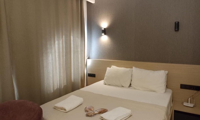 Pendik Apartment | Family-Friendly Doğan Palas Suites with Pool & Breakfast