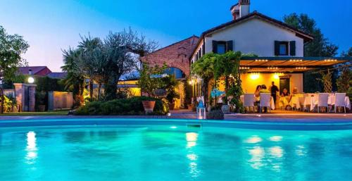 Olmo di Mira Hotel | Cozy Retreat at Do Ciacole In Relais with Ocean Views