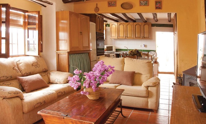 Zagrilla House | Experience an Authentic Andalusian Escape with Family-Friendly Amenities