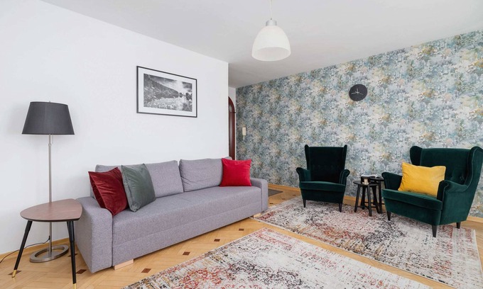 Krakow Apartment | Cozy Retreat at Dobrego Pasterza 21 in Kraków