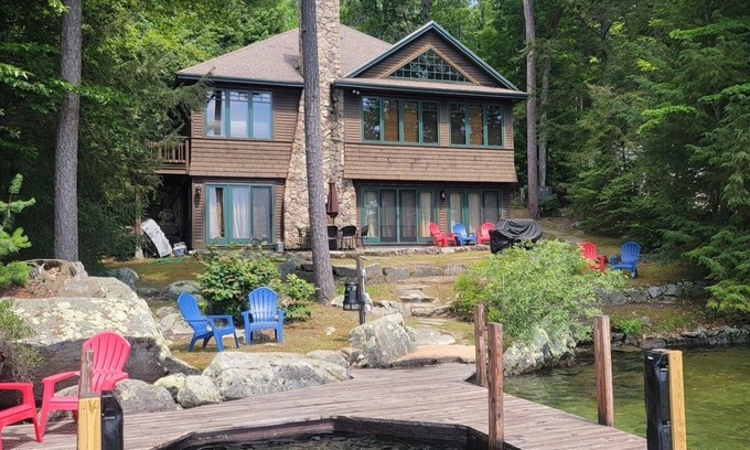 Meredith House | Relax at Dock Holiday on Beautiful Lake Winnipesaukee