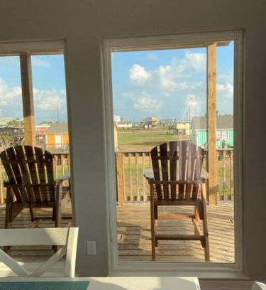 Surfside Beach House | Dock Holiday