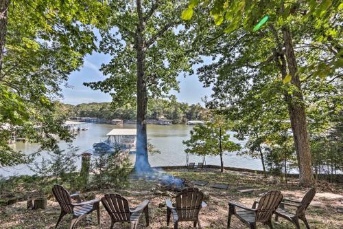 Osage Beach House | Lakehouse Getaway with Dock Access and Fire Pit Fun