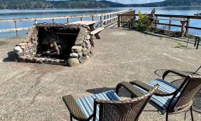 Union Apartment | Waterfront Oasis: Guest Rated 10/10 with Ocean View
