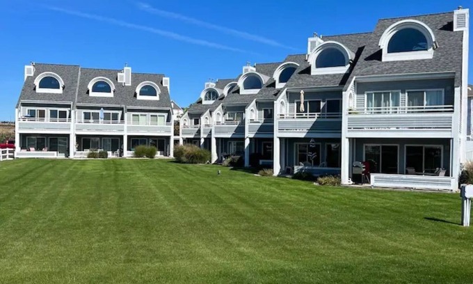Spring Lake Condo | Waterfront Condo with Ocean View & 9.8/10 Guest Rating