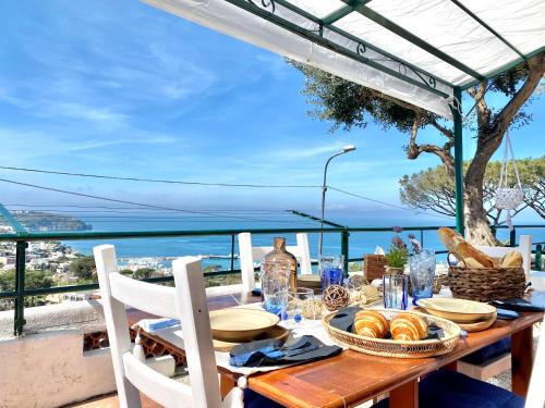 Casamicciola Terme House | Dodòhome: Family-Friendly 4-Star Retreat with Perfect Ratings