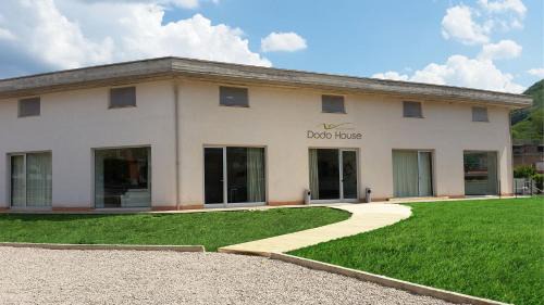 Nocera Inferiore Bed & Breakfast | Pet-Friendly Dodo House with Hot Tub and Breakfast
