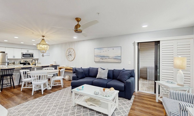 Palmetto Dunes Condo | Dog-Friendly Condo with pool, golf, and just steps to the beach