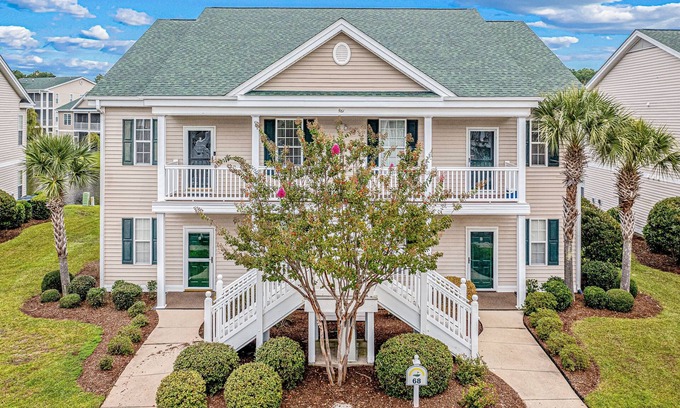 Sunset Beach Condo | Dog-Friendly Condo with Pool Access & Balcony Near Beach