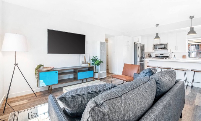 San Clemente House | Pet-Friendly Duplex with Two Kitchens & Large Backyard