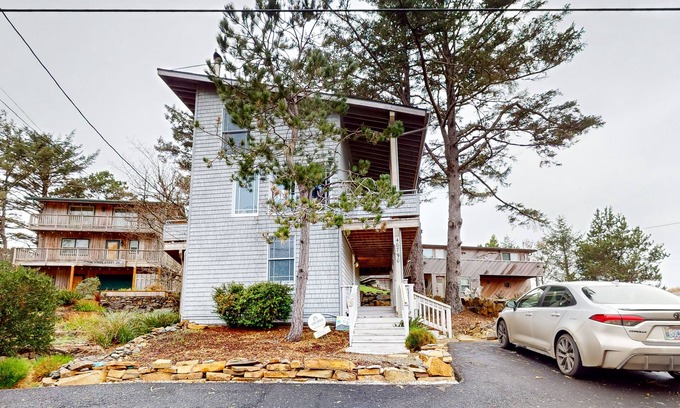 Neskowin House | Pet-Friendly Retreat with Wetlands View & Outdoor Shower