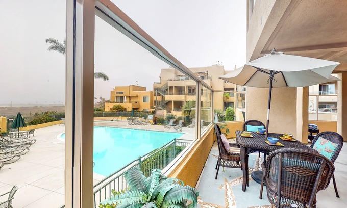Carlsbad Condo | Pet-Friendly Ocean-View Condo with Pools and Spa Amenities