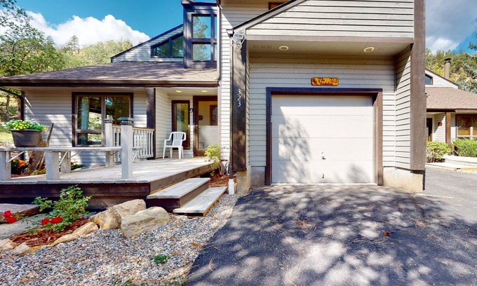 Durango - Purgatory House | Dog-Friendly Townhome with Mountain View & Cozy Amenities